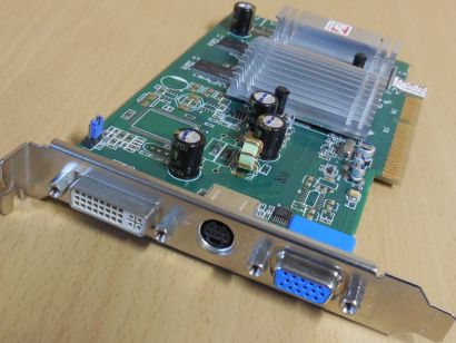 SAPPHIRE 9600 SE Atlantis 256M Radeon 256MB 128B VGA TV DVI-I AGP Retro AGP*g810