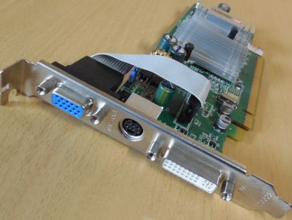 Sapphire PN 88-2C50-1A-SA Radeon X300 SE 128MB 64Bit PCIe DVI-I TV-Out VGA* g816