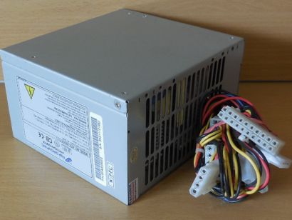 FSP Fortron/Source ATX-300GTF (1) 300 Watt ATX PC Computer Netzteil Molex* nt40