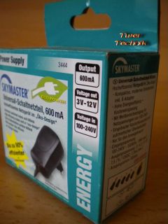 Skymaster Universal-Schaltnetzgerät 3V 4,5V 5V 6V 7,5V 9V 12V 600mA* nt719