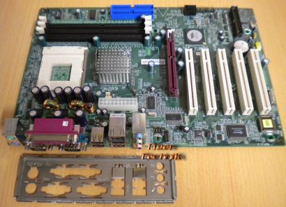 EPoX EP-8KRAI Sockel 462 Pin 400MHz FSB AMD VIA KT600 Mainboard+Blende* m408