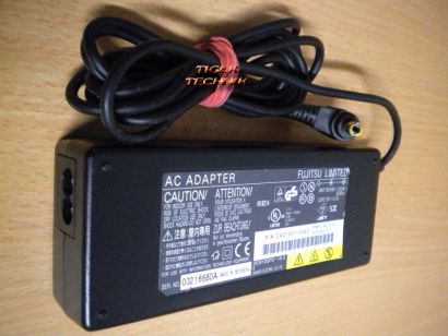 FUJITSU LIMITED SEB-100P2-19.0E AC DC Adapter 19V 4.22A Netzteil* nt524