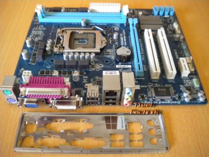 Gigabyte GA-H61M-S2PV Rev 2.1 Mainboard Sockel 1155 DDR3 DVI PCIe x16 * m460