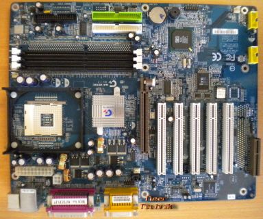 Gigabyte GA-8STXC Rev 1.0 Mainboard + Blende Sockel 478 DDR AGP8x Audio LAN*m461