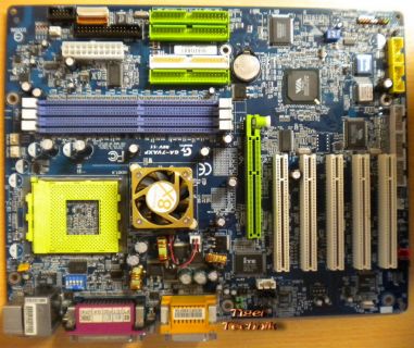 Gigabyte GA-7VAXP Rev:1.1 Sockel A 462 Mainboard + Blende IDE-RAID AGP 8X *m490