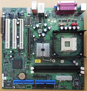 Fujitsu Siemens FSC D1520-A13 GS 1 Mainboard +Blende Intel Sockel 478 VGA* m512