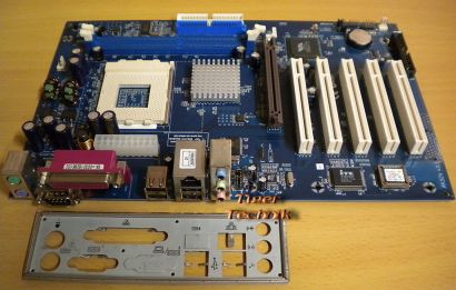 Shuttle AK32V v3.1 Mainboard + Blende Sockel A 462 AGP 4X LAN Audio USB2.0* m552