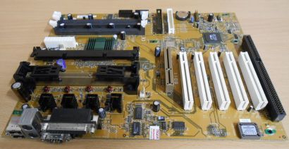 FIC SD11 Rev 1.8 Mainboard Slot A AMD 751 VIA 686A AGP PCI ISA SD-RAM* m567