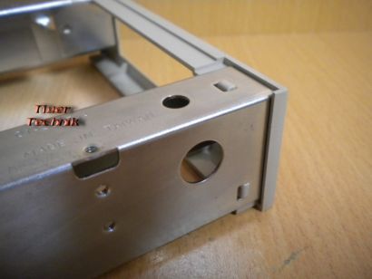 Einbau - Schienen - Winkel dazu Blende beige für 3.5 Zoll zu 5.25 Zoll* PZ135