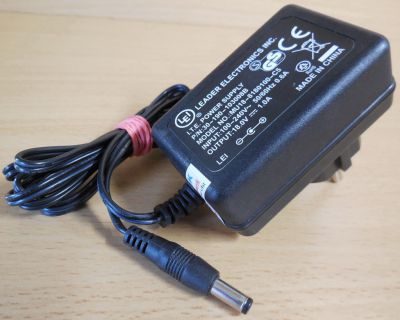 LEI Leader MU18-8180100-C5 PN 30-190-103008B AC DC Adapter 18V 1A Netzteil*nt748