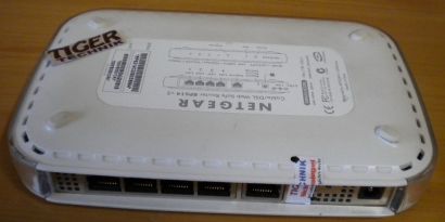 Netgear RP614 v3 Cable DSL Web Safe Router 4x Port* nw443
