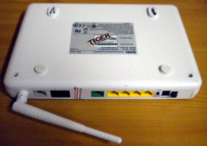 ZyXel o2 DSL Surf & Phone P-2602HWL-D7A Wireless ADSL2+ VoIP IAD* nw451