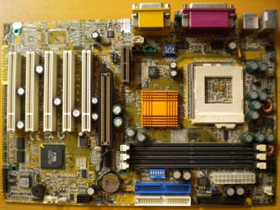 Gigabyte GA-6VX7-4X Rev 1.2 Mainboard +Blende Sockel 370 AGP PCI Audio USB* m694