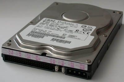 HITACHI Deskstar IC35L060AVV207-0 HDD Festplatte ATA/IDE 61.4GB f111