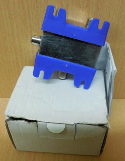 EMP Centauri Universal Relay S.112-E für 2 LNBs 5-2300MHz 0 12V* so684