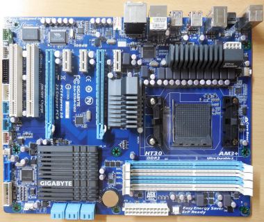 Gigabyte GA-970A-UD3 Rev1.0 Mainboard +Blende AMD 970A Sockel AM3 PCIe DDR3*m787