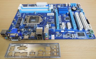 Gigabyte GA-H77-DS3H Rev 1.0 Mainboard + Blende Intel H77 Sockel 1155 DDR3* m798