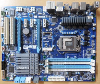 Gigabyte GA-Z68XP-UD3 Rev 1.0 Mainboard +Blende Intel Z68 Sockel 1155 DDR3* m799