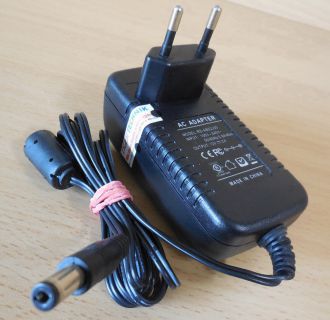 RS-AB02J00 AC Adapter 12V 2A Netzteil* nt869