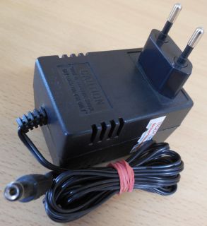 M.C.E. AD-0751000DV AC Adapter 7.5V 1000mA Netzteil* nt872