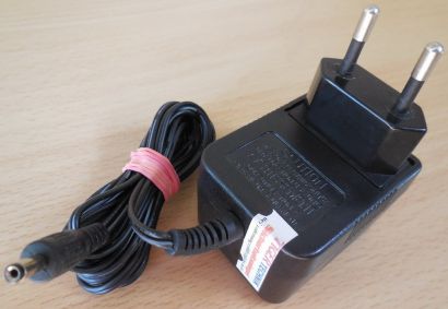 Dong Hao Electronics Factory DG075030D AC Adaptor 7.5Vdc 300mA Netzteil* nt877