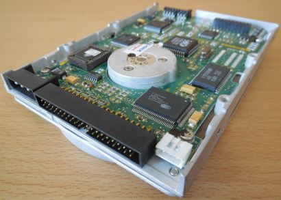 Conner CFS850A Festplatte HDD IDE ATA 850MB 3.5 Festplatte 3600rpm 64KB* F672