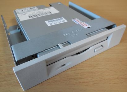 Mitsubishi MF355F-3490UC 1.44 MB Floppy Drive beige 5,25 Zoll Einbaurahmen* FL36