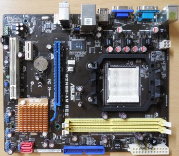 Asus M2N68-AM SE2 Rev2.00G Mainboard +Blende AMD Sockel AM2+ AM2 DDR2 VGA* m860