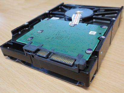 Seagate Barracuda Desktop HDD ST2000DM001 SATA 2TB 2000GB 3.5 Festplatte* F675