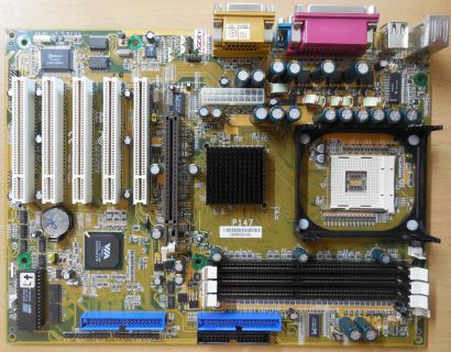 VIA P147 Rev 0.1 Mainboard + Blende Sockel 478 DDR IDE AGP Audio Gameport* m900