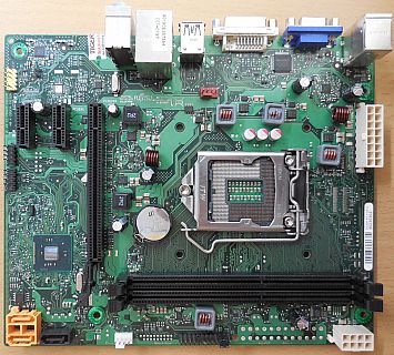 Fujitsu Esprimo P420 D3230-A13 GS2 Mainboard +Blende Intel H81 Sockel 1150* m918