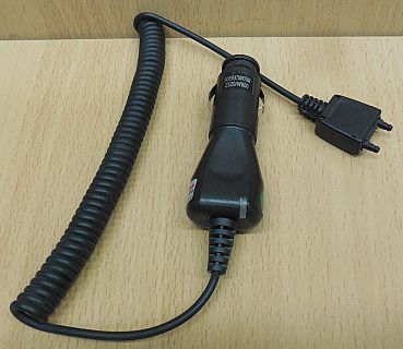 Auto Ladekabel KFZ Charger für Sony Ericsson K750 K750i Z520 W800 Fastport*ant04