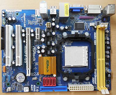 ASRock N68PV-GS Rev1.02 Mainboard +Blende Sockel AM2+ AM2 VGA DVI DDR2 1066*m932