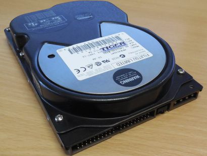 Fujitsu MPB3032AT HDD IDE ATA 3.24GB Retro 3.5 Festplatte 5400rpm 256KB* F323