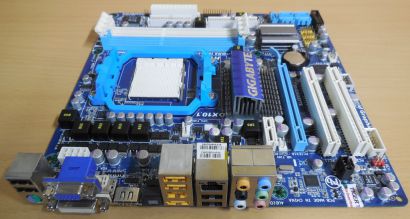 Gigabyte GA-MA785GMT-UD2H Rev.1.0 Mainboard AMD 785G Sockel AM3 DVI HDMI* m1012