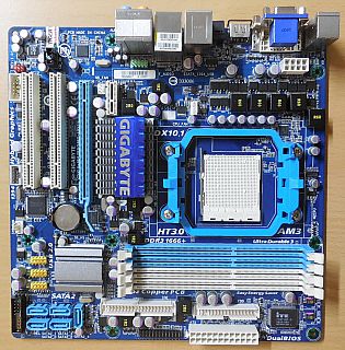 Gigabyte GA-MA785GMT-UD2H Rev.1.0 Mainboard AMD 785G Sockel AM3 DVI HDMI* m1012