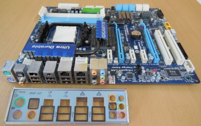 Gigabyte GA-MA790FXT-UD5P Rev1.0 Mainboard +Blende AMD 790FX Sockel AM3* m1030