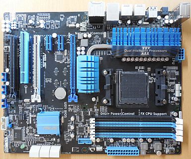 ASUS M5A99X EVO R2.0 Mainboard +Blende AMD 990X Sockel AM3+ DDR3 USB3.0* m1033