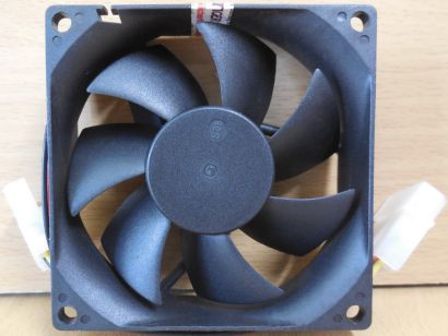 Chieftec D80SL-12 Gehäuse Lüfter schwarz 80mm 12V 0.10A DC FAN 4-pin Molex*GL157